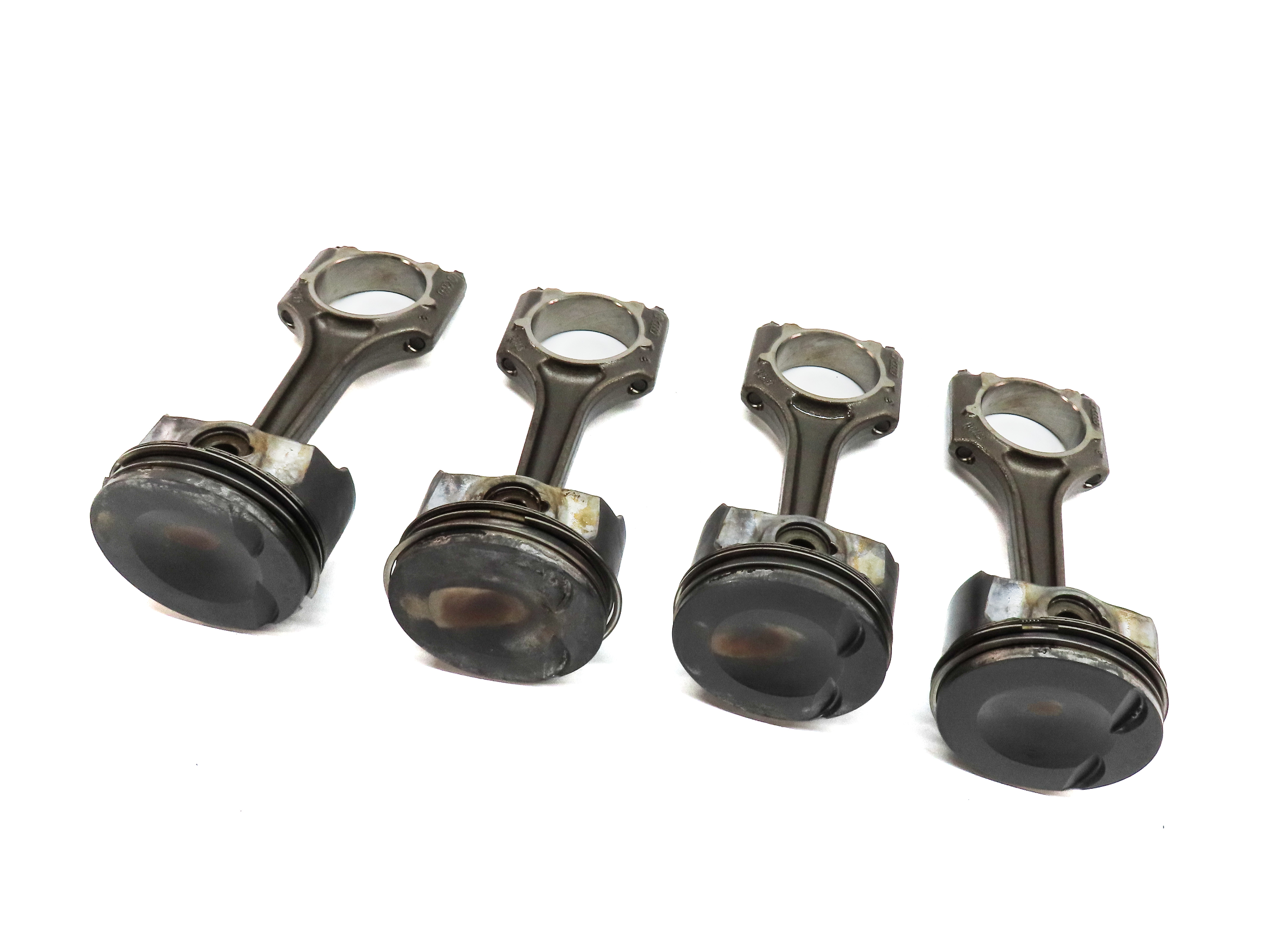 09-11 AUDI A4 A5 Q5 (B8 8K 8T 8R) 2.0L CAEB TURBO PISTON CONNECTING ROD SET/4 — exact item pictured